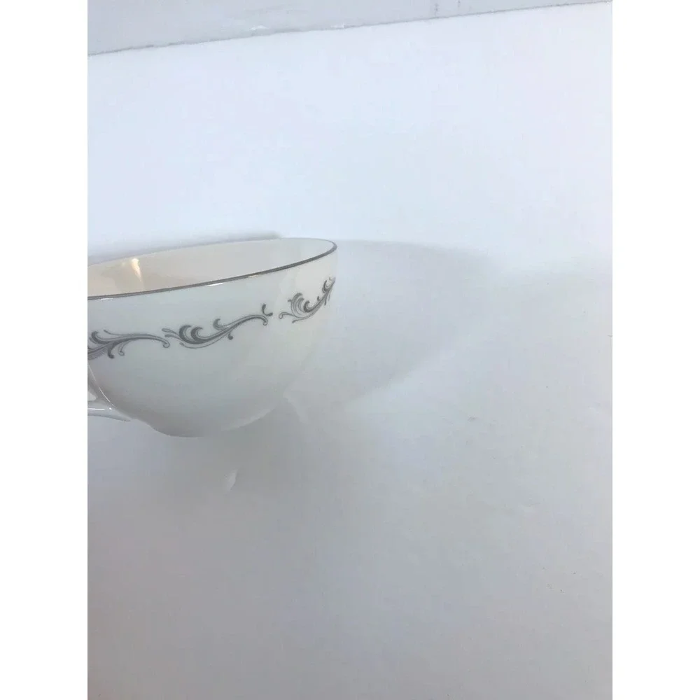 royal doulton coronet‎ ivory english bone china coffee cup